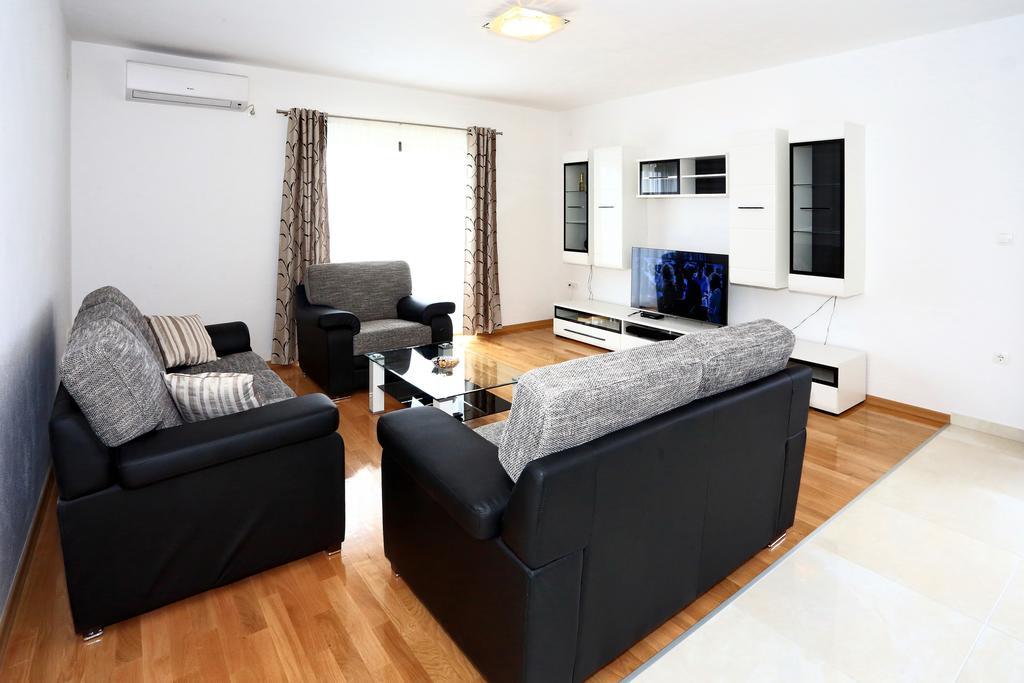 Apartment Ante Bibinje Cameră foto